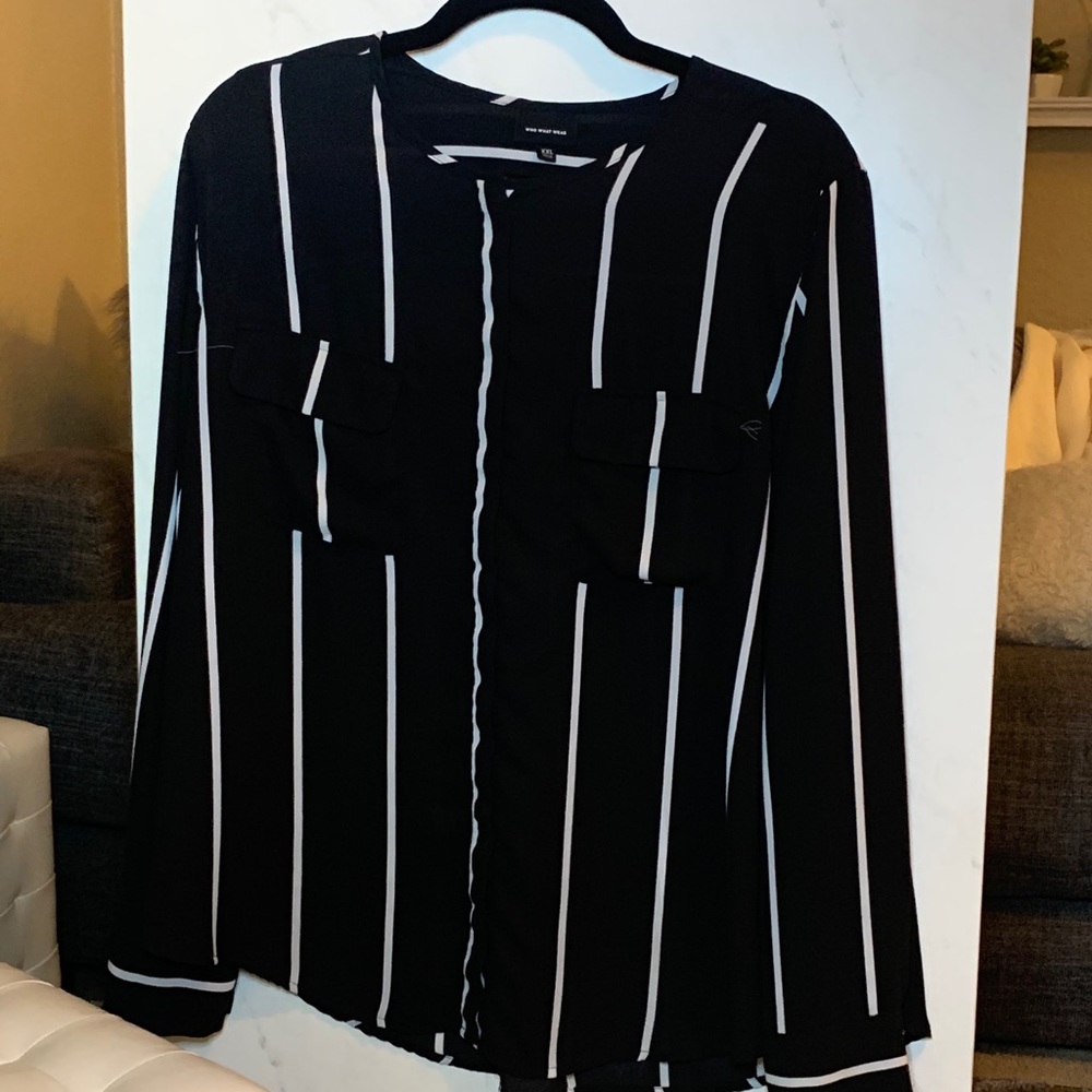 Long sleeves stripes top